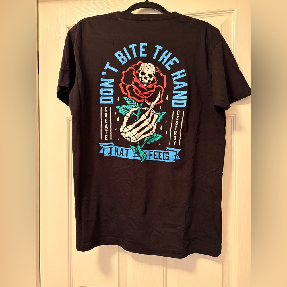 LCM Skull and Rose graphic T-shirt